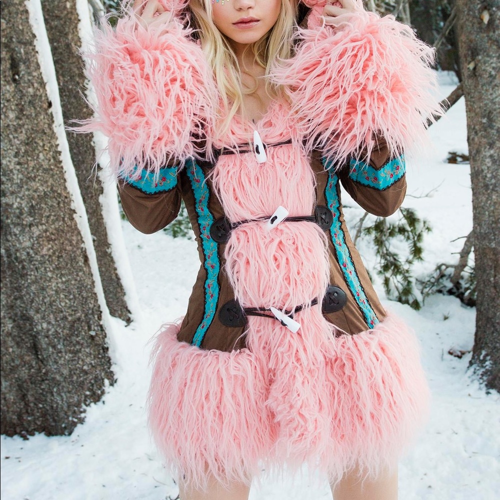 Dolls kill j Valentine Eskimo kisses jacket
